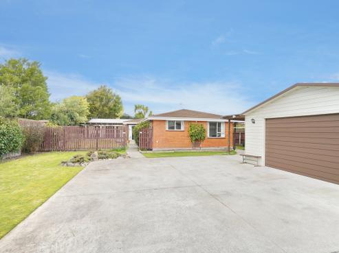 41A Lake Terrace Road, Burwood