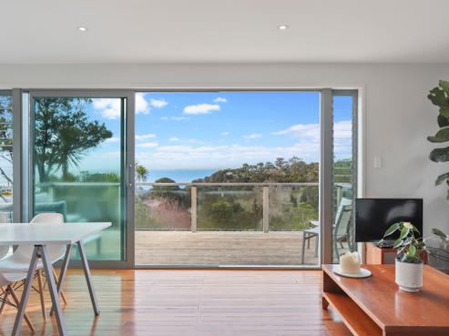 8 Mceldowney Road, Titirangi