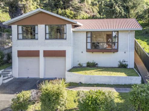 76 Albert Terrace, Saint Martins