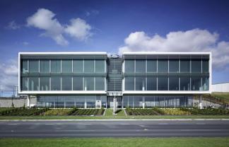 Modern Level 2 Office