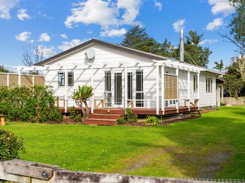 21 Moir Street, Mangawhai