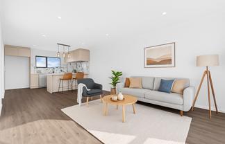 4/10 White Road, Manurewa