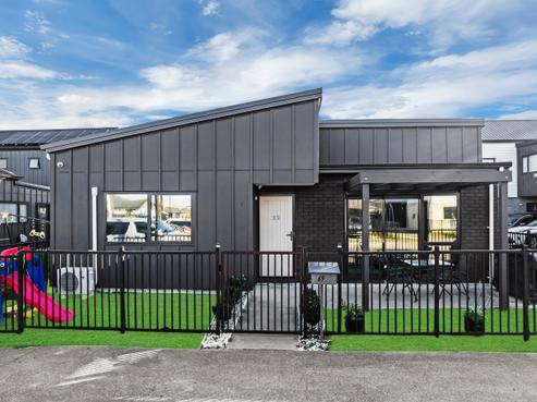 69 Black Beech Crescent, Takanini