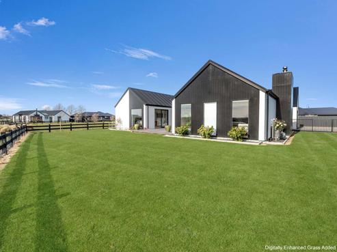 2 Elm Tree Lane, Huntingdon/Lake Hood