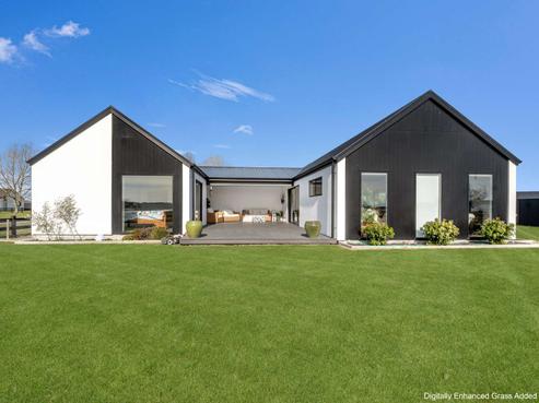 2 Elm Tree Lane, Huntingdon/Lake Hood