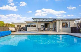 5 Riverside Drive, Point Wells