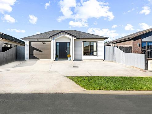 16 Survila Street, Takanini