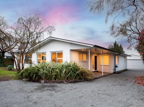 8A Rosedale Place, Avonhead