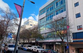 Large Contiguous Office Floors – 100% NBS