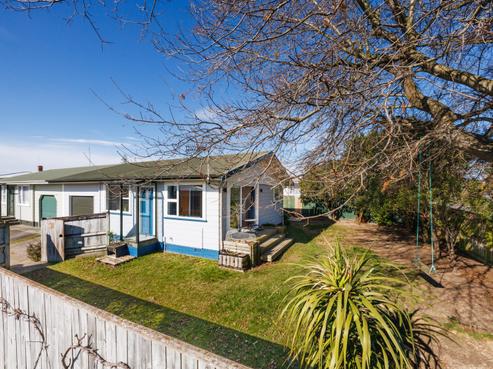 2 Lockhart Avenue, Milson