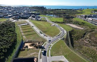 4 & 12 Humenga Place, Long Bay