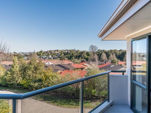57 Grosvenor Gardens, Flagstaff