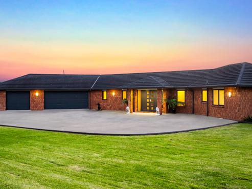 34 Taurangaruru Road, Waiuku