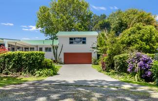 9 Pukearuhe Road, Urenui