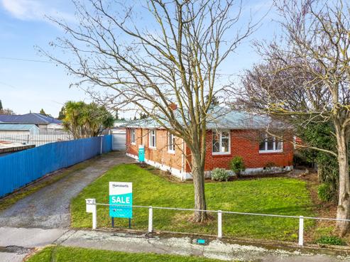 8 Pratley Crescent, Hampstead