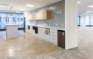 Modern Office in Grant Thornton House - Level 5