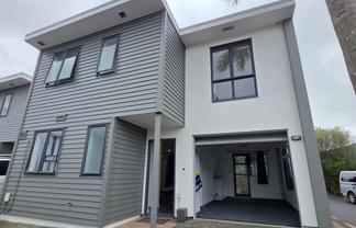 34 Saintly Lane, Avondale