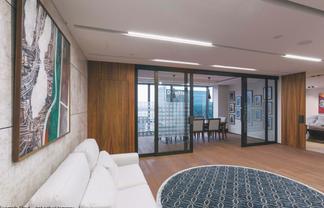 Prestigious Upper Floor Office – SAP Tower