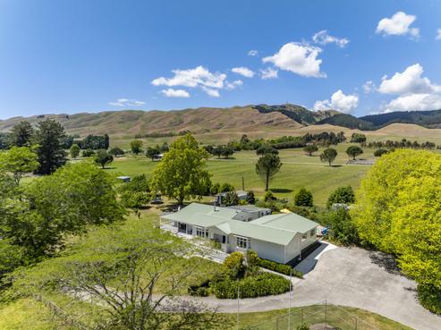 135 Te Mahanga Road, Poukawa