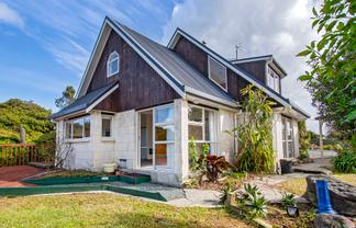 24 Boeing Road, ONERAHI