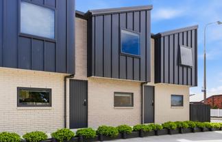 4 Dallas Lane, Caversham