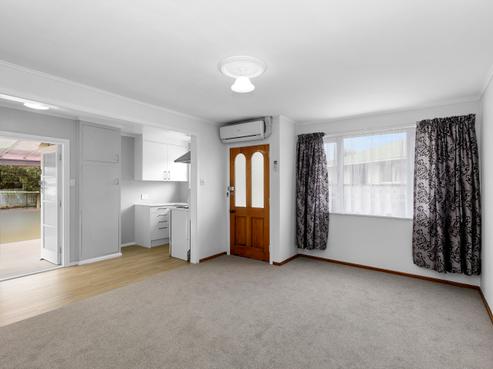 8A Stamford Grove, Avalon