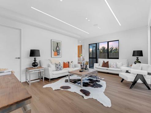 14 Adamson Road, Flat Bush