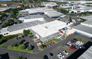 Prime Vestey Drive office and warehouse