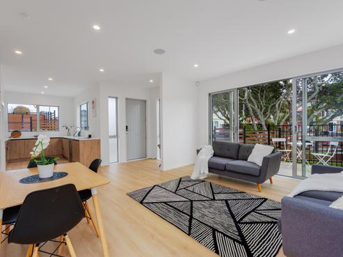 7 Sunrise Avenue, Murrays Bay