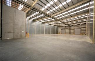 Superb 1,398 sqm Warehouse