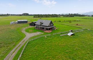 342 No 1 Line, Featherston