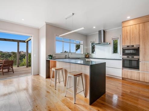 51 Balboa Drive, Matakatia