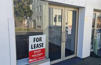 Wonderfully Presented Retail Or Office