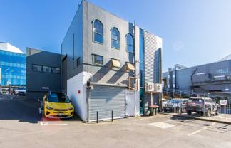 Prime Newmarket Retail/Storage