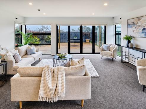 49 Sunstone Crescent, Brown Owl