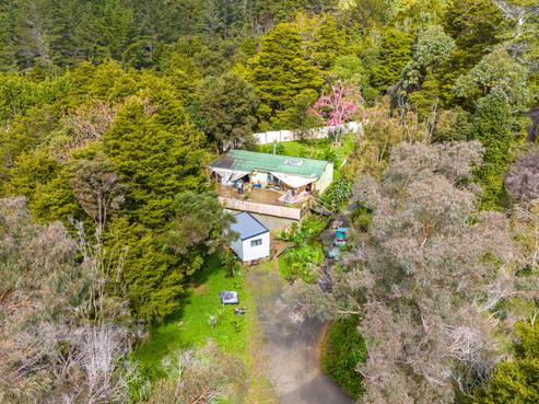 669 Honeymoon Valley Road, Peria