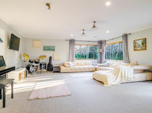46 Turitea Road, Fitzherbert