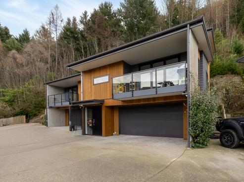 10 Saint Lauras Lane, Queenstown Central