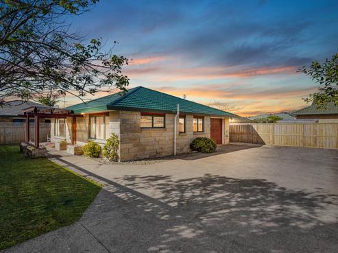 13B Oakwood Place, Pukekohe