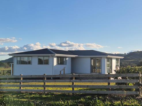 1388 Kaiaua Road, Mangatangi