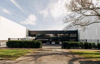 Standalone Warehouse/Showroom
