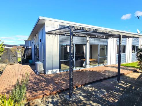 125 Ngaio Drive, Matarangi