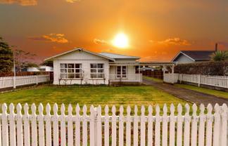 9 Princes Street, Levin