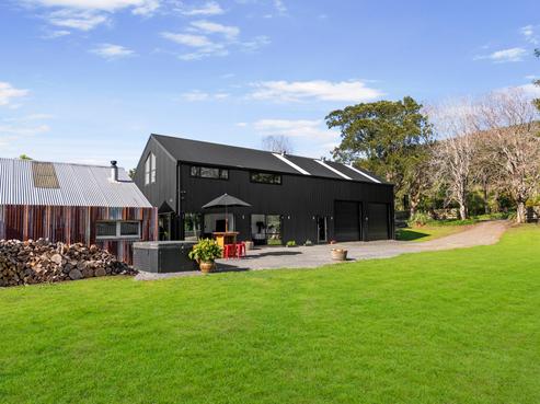 127 Bethells Road, Waitakere