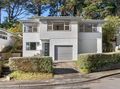11 Lomond Street, Newlands