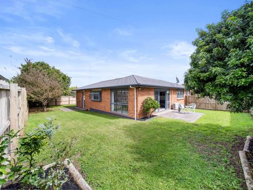 16 Eastland Road, Flat Bush