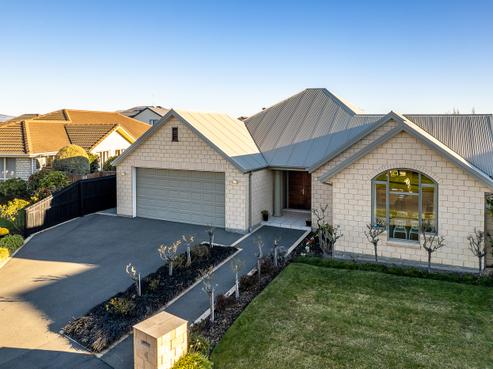 4 Dinglebay Place, Casebrook