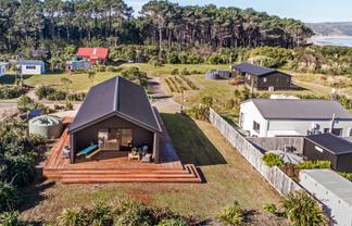 4 Tarapuka Way, Mahia