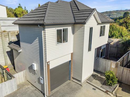 8/16 Black Rock Road, Newlands
