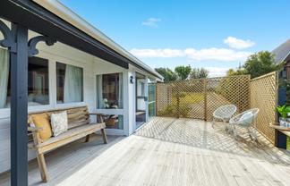 54 Mera Road, Algies Bay